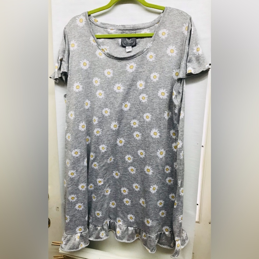 Pj Couture womens gown size 3xl, excellent condition.